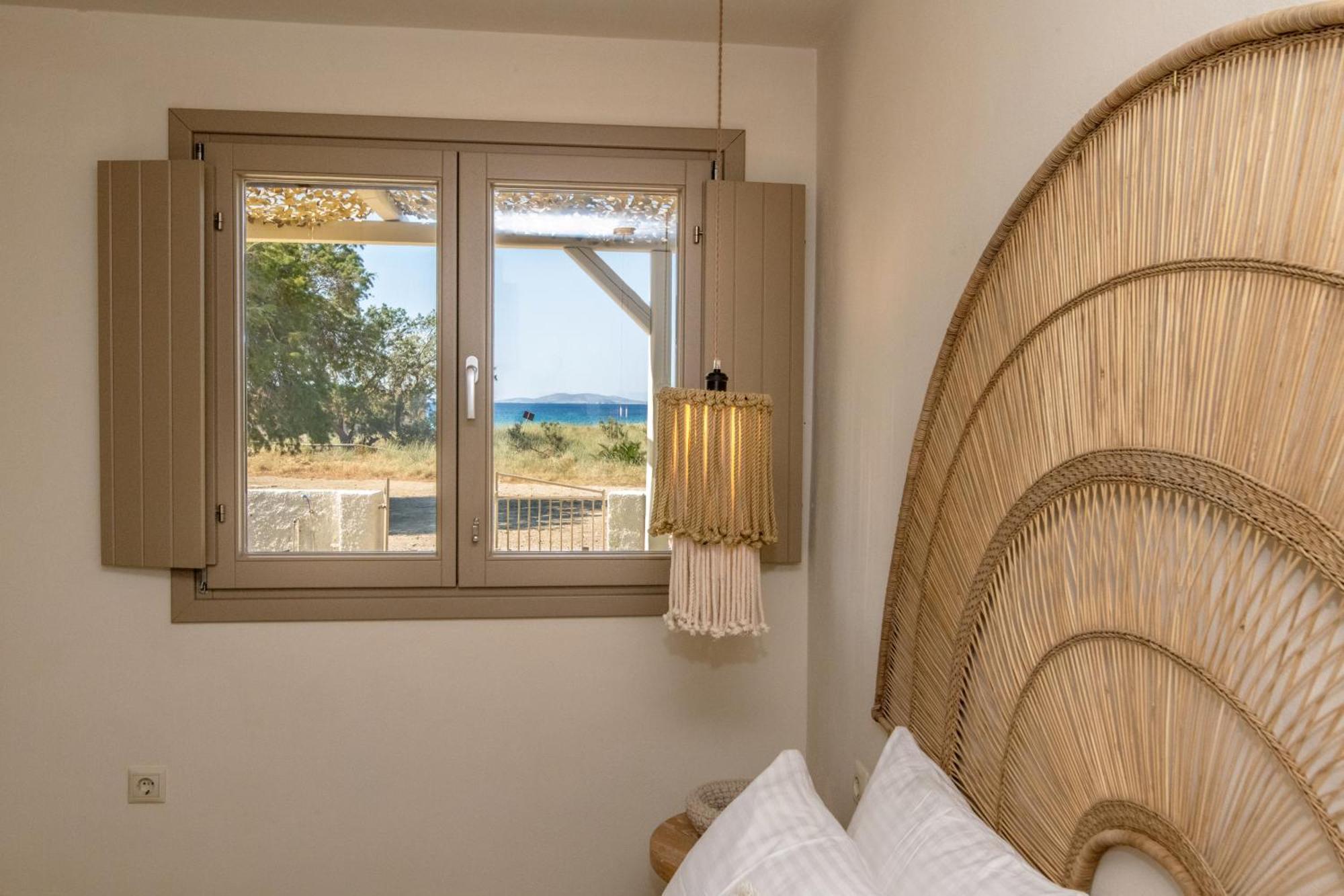 4Twaves Beach House - Beachfront In Agios Ioannis Agios Ioannis  Extérieur photo
